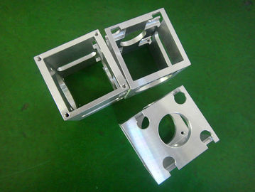 อลูมิเนียม CNC งานกลึงพาร์แม่นยำ Anodizing ที่มีการอนุมัติการรับรองมาตรฐาน ISO