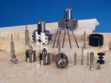 คาร์บอนเหล็กโลหะผสมเหล็กทองเหลือง CNC ความแม่นยำหันอะไหล่อุปกรณ์ทางการแพทย์
