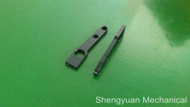 6061 ส่วนความแม่นยำในการตัดเฉือนมิลลิ่งกับจานดำ Anodized ด้านข้าง