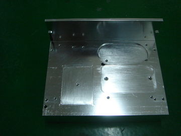 L-shape CNC เครื่องจักรความแม่นยำอย่างรวดเร็วต้นแบบอลูมิเนียมอัดฮีทซิงค์