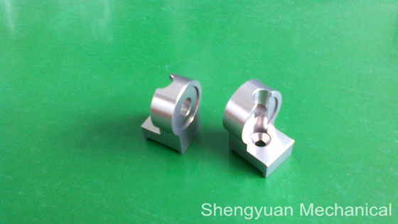 Al6061 CNC Milling แม่นยำกลึงอะไหล่รถไฟร่วมขั้วบวกออกซิเดชัน