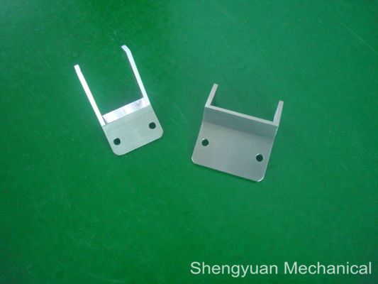 SUS303 มิลลิ่งพรีซิชั่ชิ้นส่วนเครื่องจักรสำหรับชิ้นส่วนอิเล็กทรอนิกส์