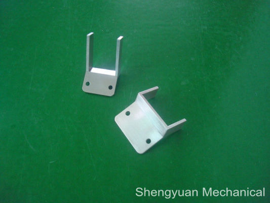 SUS303 มิลลิ่งพรีซิชั่ชิ้นส่วนเครื่องจักรสำหรับชิ้นส่วนอิเล็กทรอนิกส์