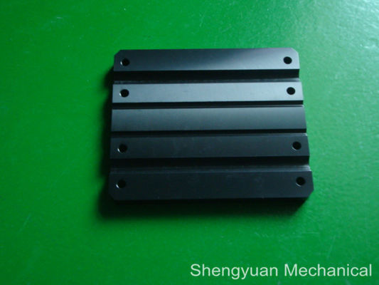 AL6061-T6 แม่นยำมิลลิ่งชิ้นส่วนเครื่องสีดำ Anodized
