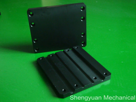 AL6061-T6 แม่นยำมิลลิ่งชิ้นส่วนเครื่องสีดำ Anodized