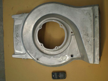 ความแม่นยำสูง CNC Machining บริการ Gravity Die Casting ผลิตภัณฑ์เหล็กแผ่นรีดร้อน 50 ~ 55