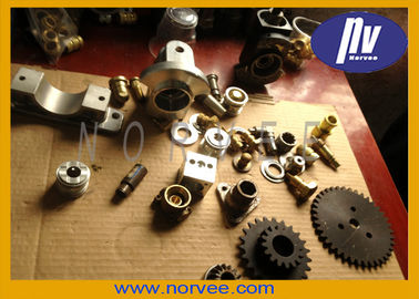 ทู่เหล็ก / ทองเหลืองเครื่องพิมพ์เครื่อง CNC แม่นยำชิ้นส่วนเครื่องจักรกลอะไหล่สิ้นเปลือง