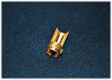 เส้นผ่าศูนย์กลาง 7.50 ~ 8.50 มมแม่นยำหันส่วนประกอบเครื่อง CNC Milling บริการการประมวลผล
