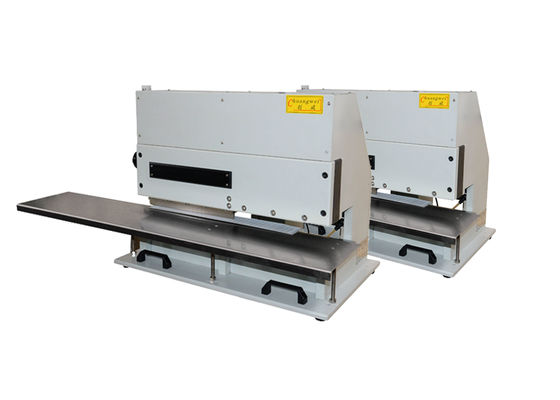 เครื่อง Depaneling PCB ที่แม่นยำสำหรับ Depaneling PCB Board ที่มีคะแนนล่วงหน้า